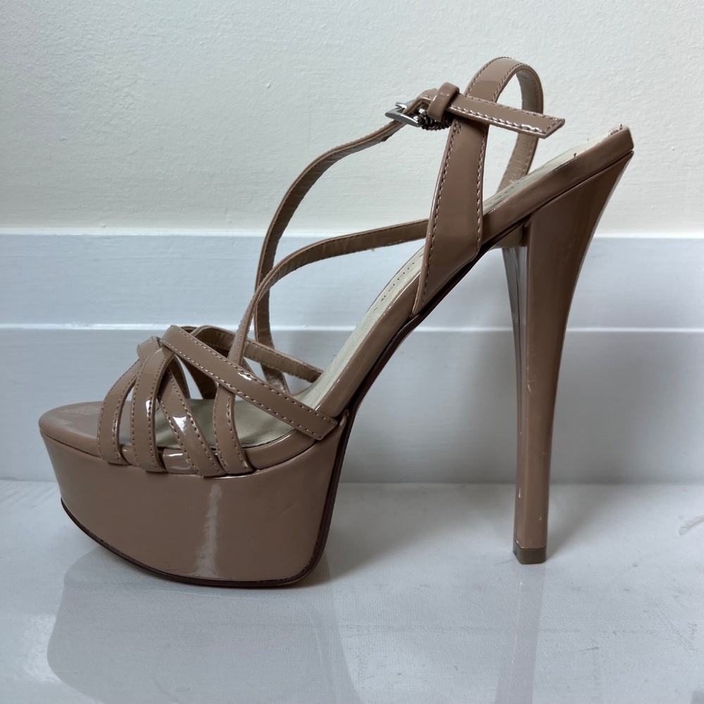 Chinese Laundry Women's Tippy Top Platform Nude Heels Size EU 40/US 9 (GUC)